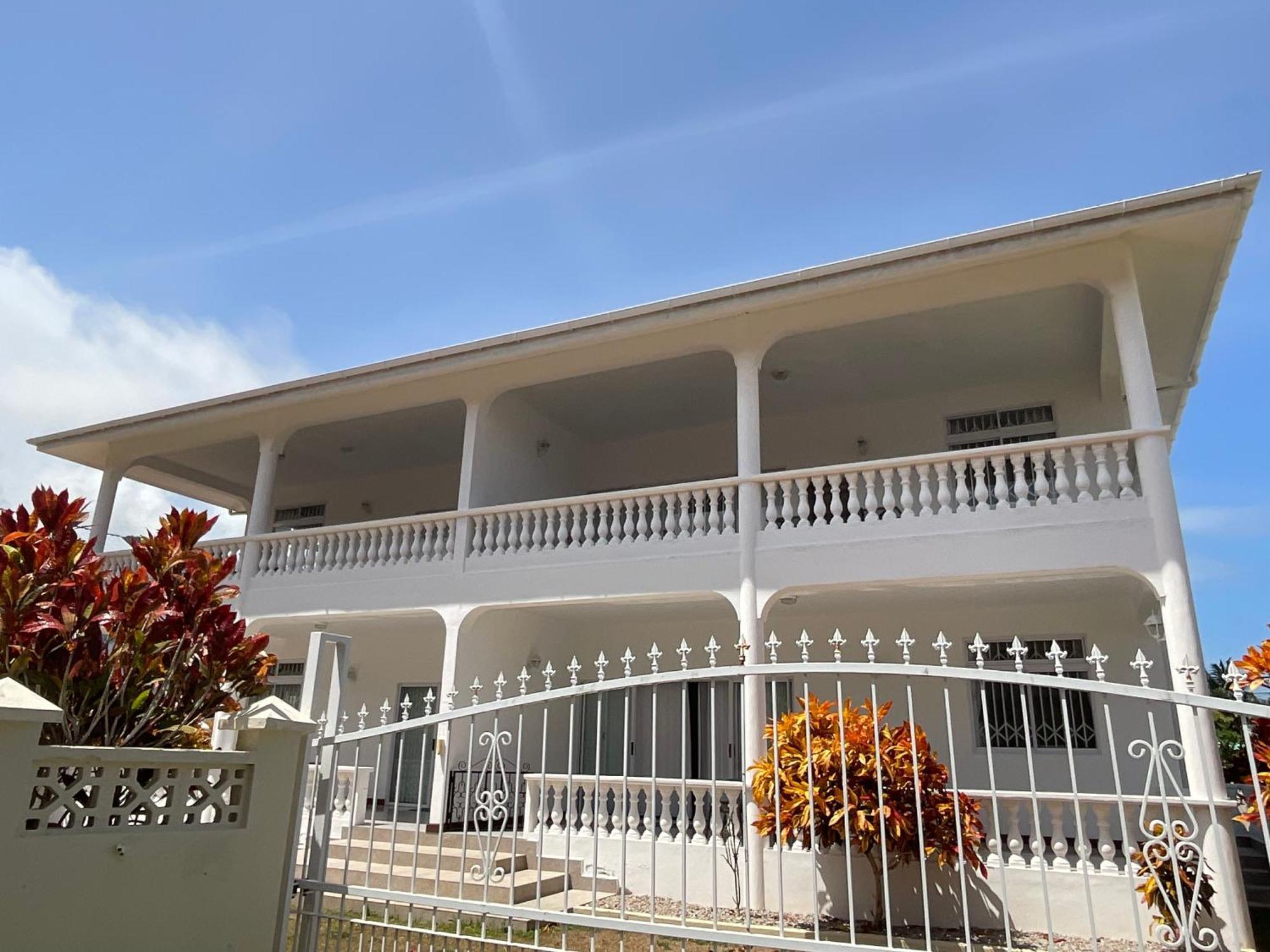 Didi'S Dream Apartments Anse Kerlan Esterno foto